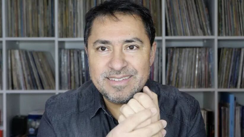 El exrostro de CHV volverá a las pantallas de las señales 13C y Rec TV con el programa "El cuarto de música".