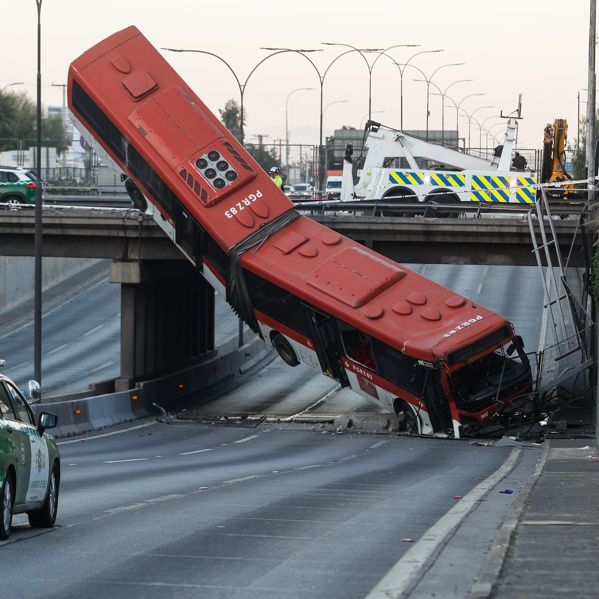 Ministro de Obras Públicas confirma habilitación total de pistas en Autopista Central Ministro de Obras Públicas confirma habilitación total de pistas en Autopista Central