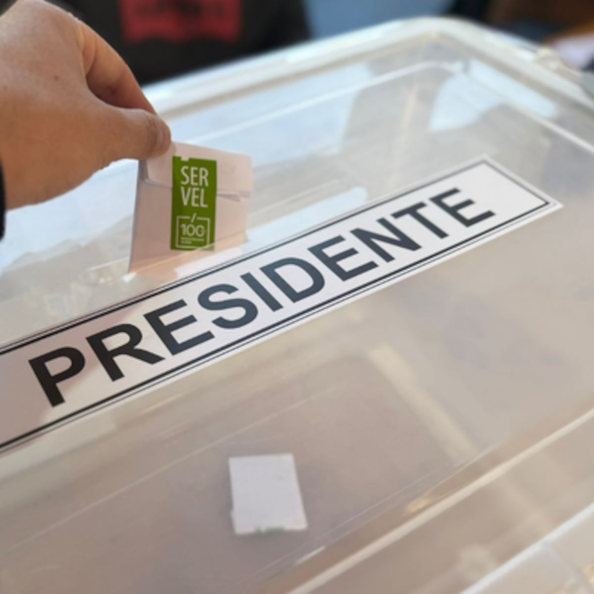 Fiscalía investiga retiro de urna en Santiago Fiscalía investiga retiro de urna en Santiago