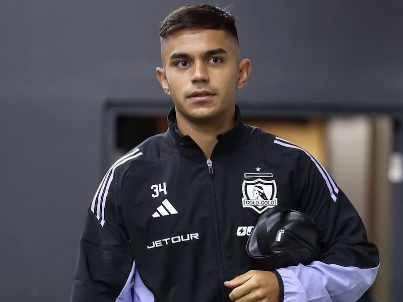 Vicente Pizarro asegura que “hoy se mostró la verdadera cara” de Colo Colo en triunfo sobre La Serena y Jorge Almirón lamenta estado de la cancha