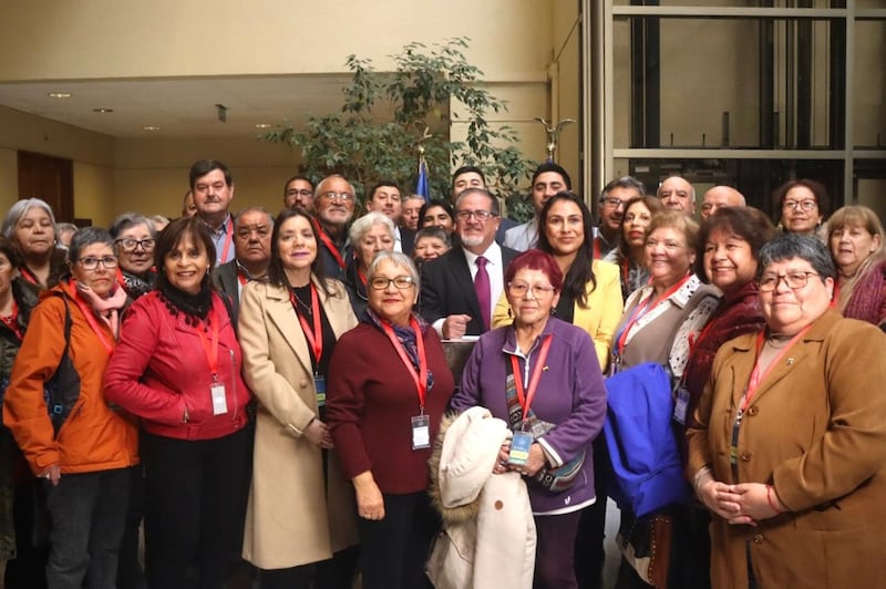 Presentan proyecto “Ley Anita” con apoyo transversal: Iniciativa busca elevar estándares en el transporte de pasajeros