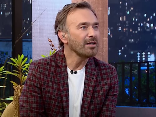 A un año de su implante capilar: Jordi Castell enseñó el antes y después de su cabello