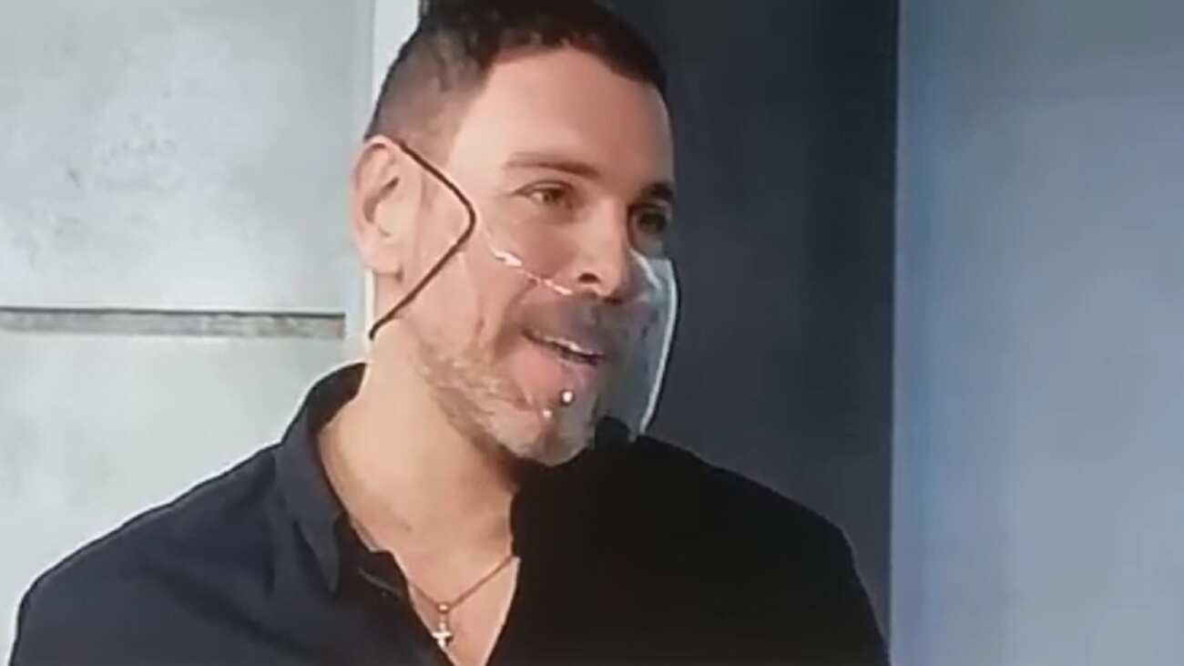 Necesito un novio, escribió Neme.