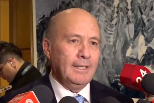 “A veces uno con menos recursos hace más”: La declaración del ministro Jorge Quiroz sobre los recortes de un 2,5% al Ministerio de Salud
