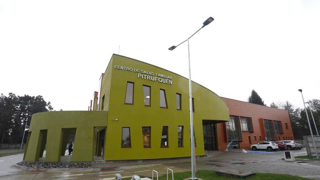 Denuncian que horas médicas del Cesfam de Pitrufquén se revendían ilegalmente en Facebook a $10 mil
