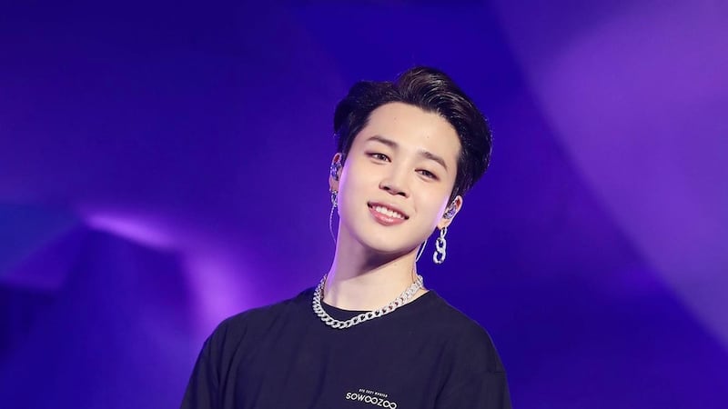 Jimin de BTS da positivo a Covid-19 y es operado de emergencia