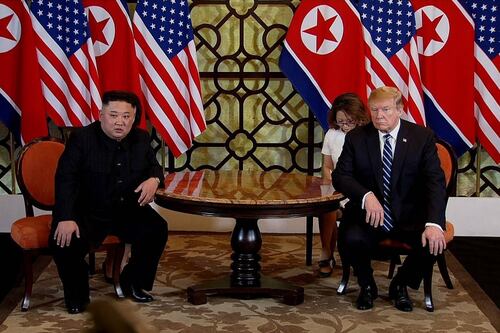 Trump celebra que Kim Jong-un esté abierto a una tercera cumbre