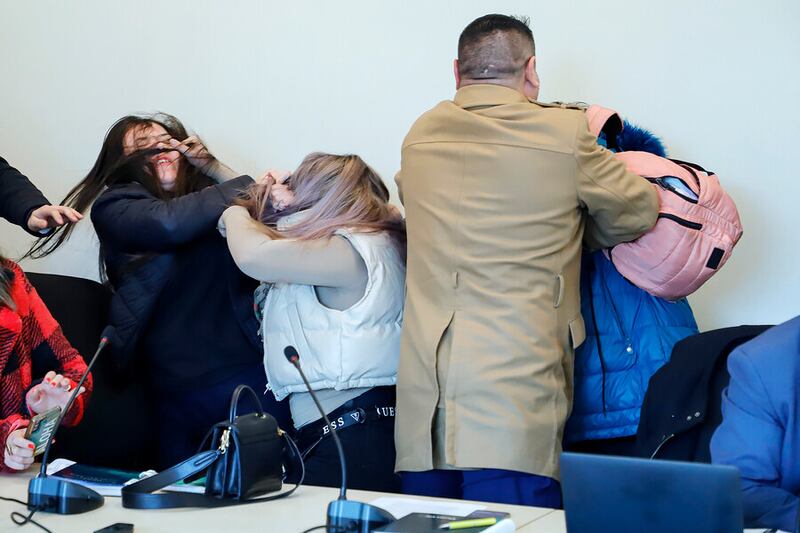 Pelea en Concejo Municipal de Lo Espejo