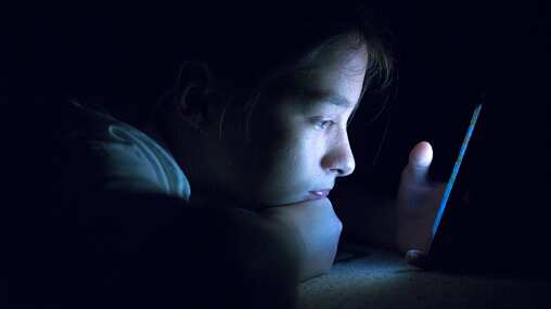 Uso excesivo de internet en la salud mental de los adolescentes