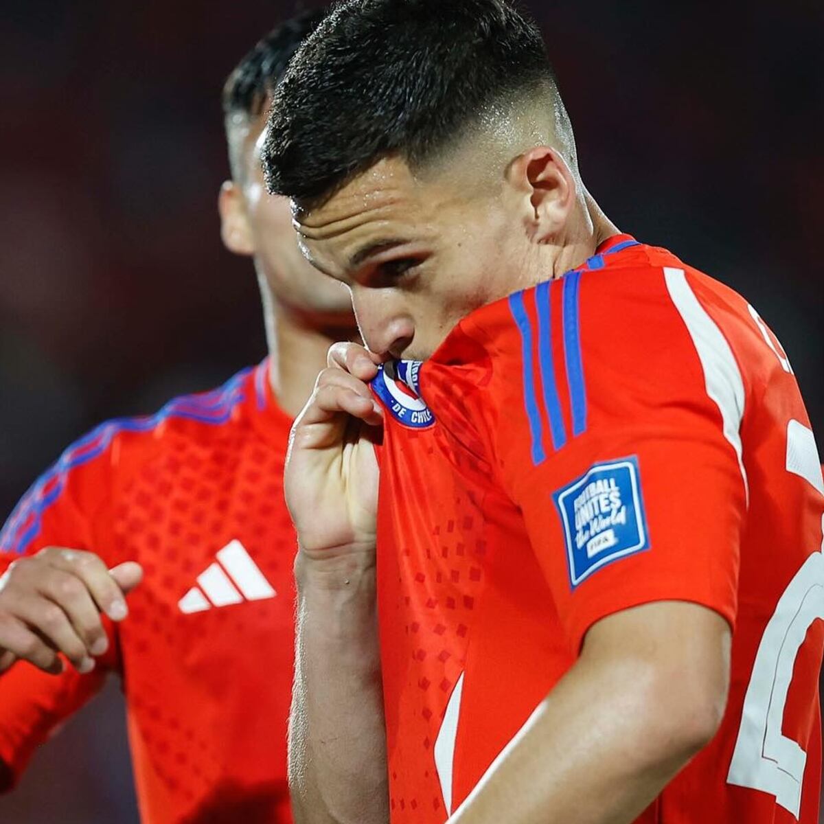 Colo Colo protege a su joya: millonaria cláusula para Lucas Cepeda Colo Colo protege a su joya: millonaria cláusula para Lucas Cepeda