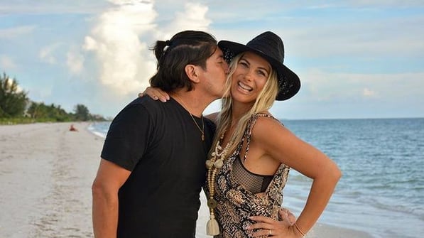 Iván Zamorano y María Alberó