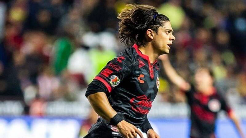 Pasaron todos de largo: así fue el golazo de Joaquín Montecinos ante el América de Diego Valdés