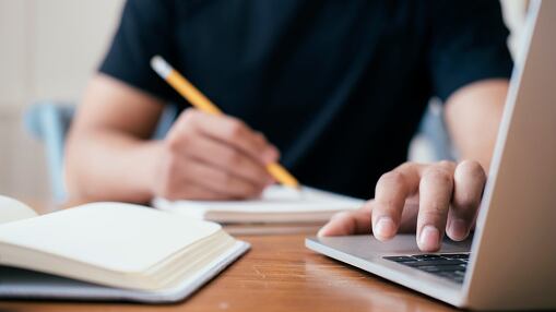 De esta manera, será cada institución, en coordinación con el Ministerio de Educación, la que administre sus evaluaciones de ingreso.