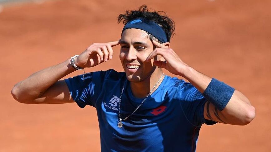 El tenista nacional derrotó al serbio Novak Djokovic en el foro itálico.