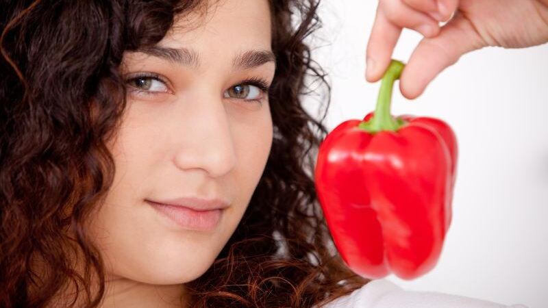 El pimentón es uin alimento beneficioso para personas que sufren hipertensión.