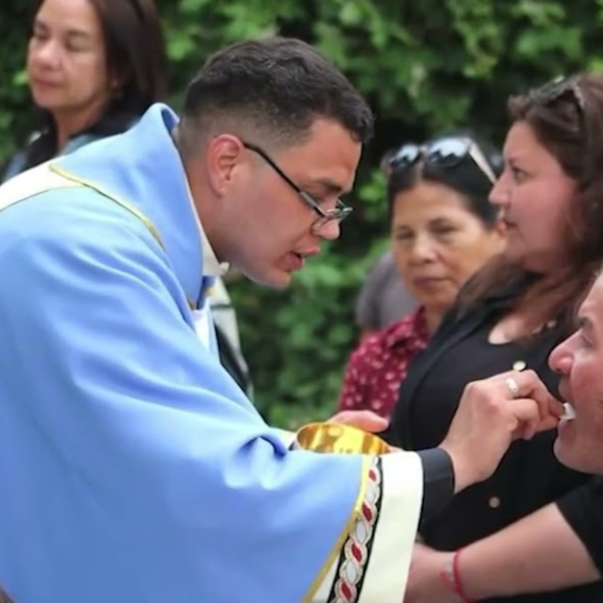 Arzobispado de Concepción alerta sobre venezolano que se hace pasar por sacerdote en Hualqui Arzobispado de Concepción alerta sobre venezolano que se hace pasar por sacerdote en Hualqui