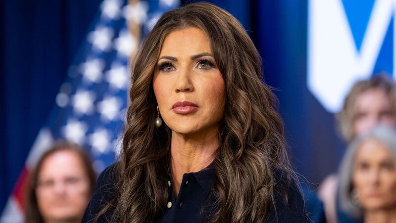 Detienen en Miami a segundo chileno implicado en robo a secretaria de Seguridad de Donald Trump