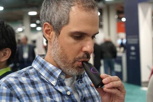 Los “alcoholímetros” que analizan tu aliento para decirte qué deberías comer (y qué opinan los médicos de ellos)