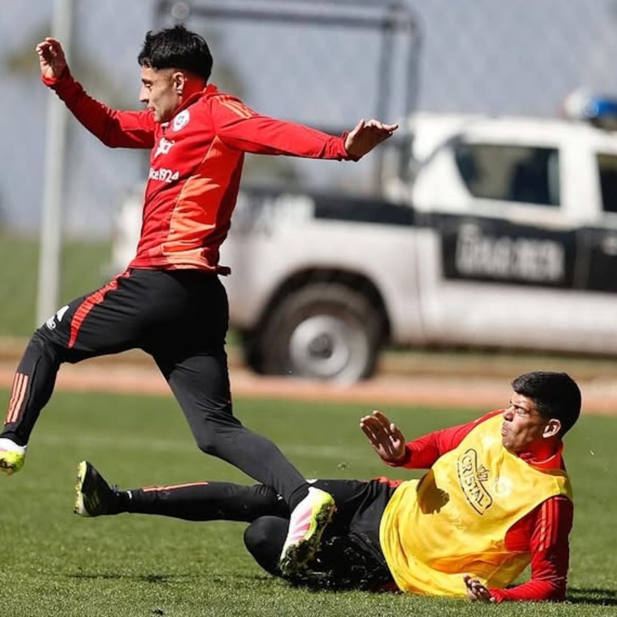 Gareca realiza dos cambios de último momento en la selección chilena Gareca realiza dos cambios de último momento en la selección chilena