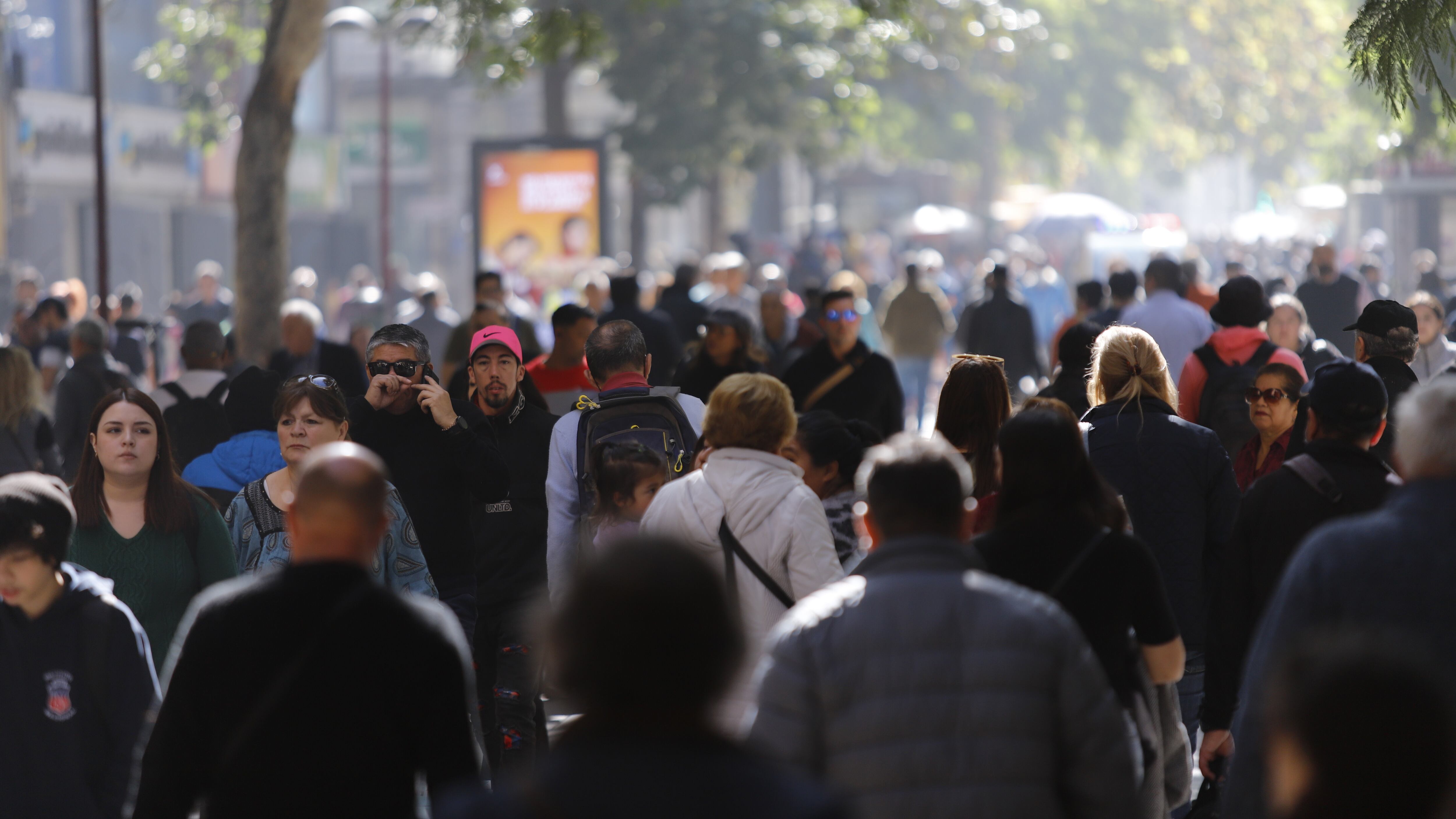 Aumentan quienes se identifican con la derecha en Chile