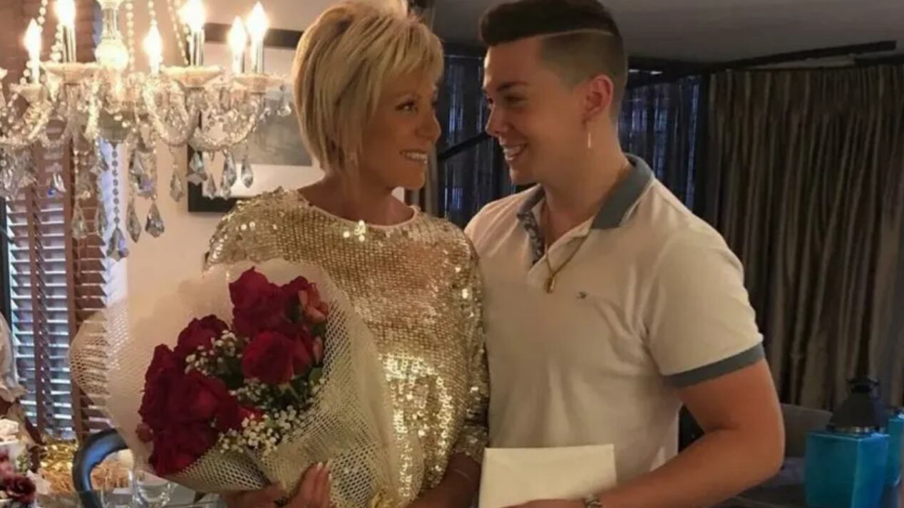 Raquel Argandoña presumió los lujosos regalos que le hizo su hijo