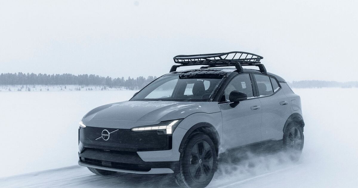 Descubre el Volvo EX30 Cross Country 2025: el SUV eléctrico todoterreno que revoluciona el terreno