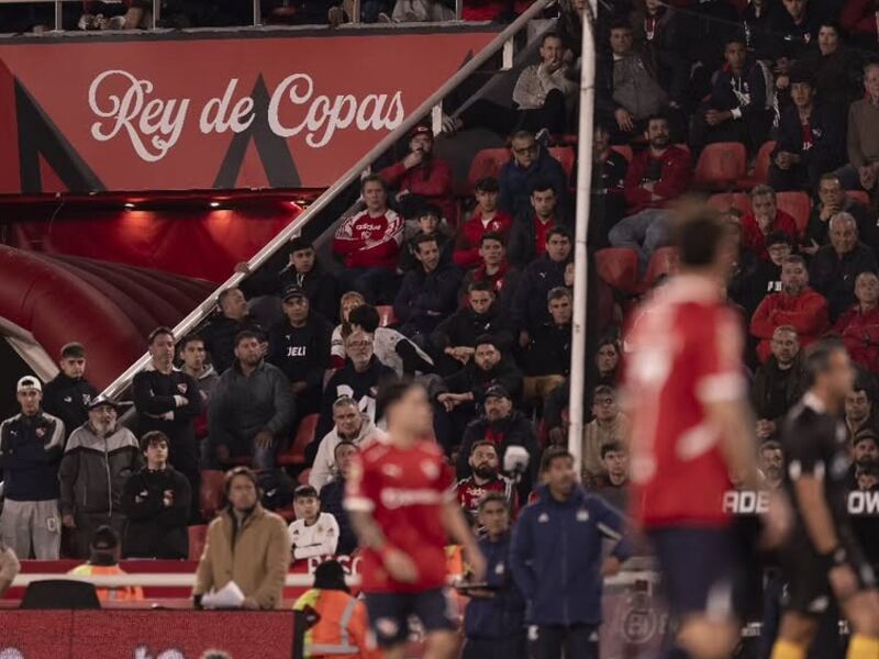 Pablo Galdames cambia de camiseta en duelo copero: “Mi hijo está en Independiente y voy a apoyarlo aunque jugué muchos años y fui campeón con la U”