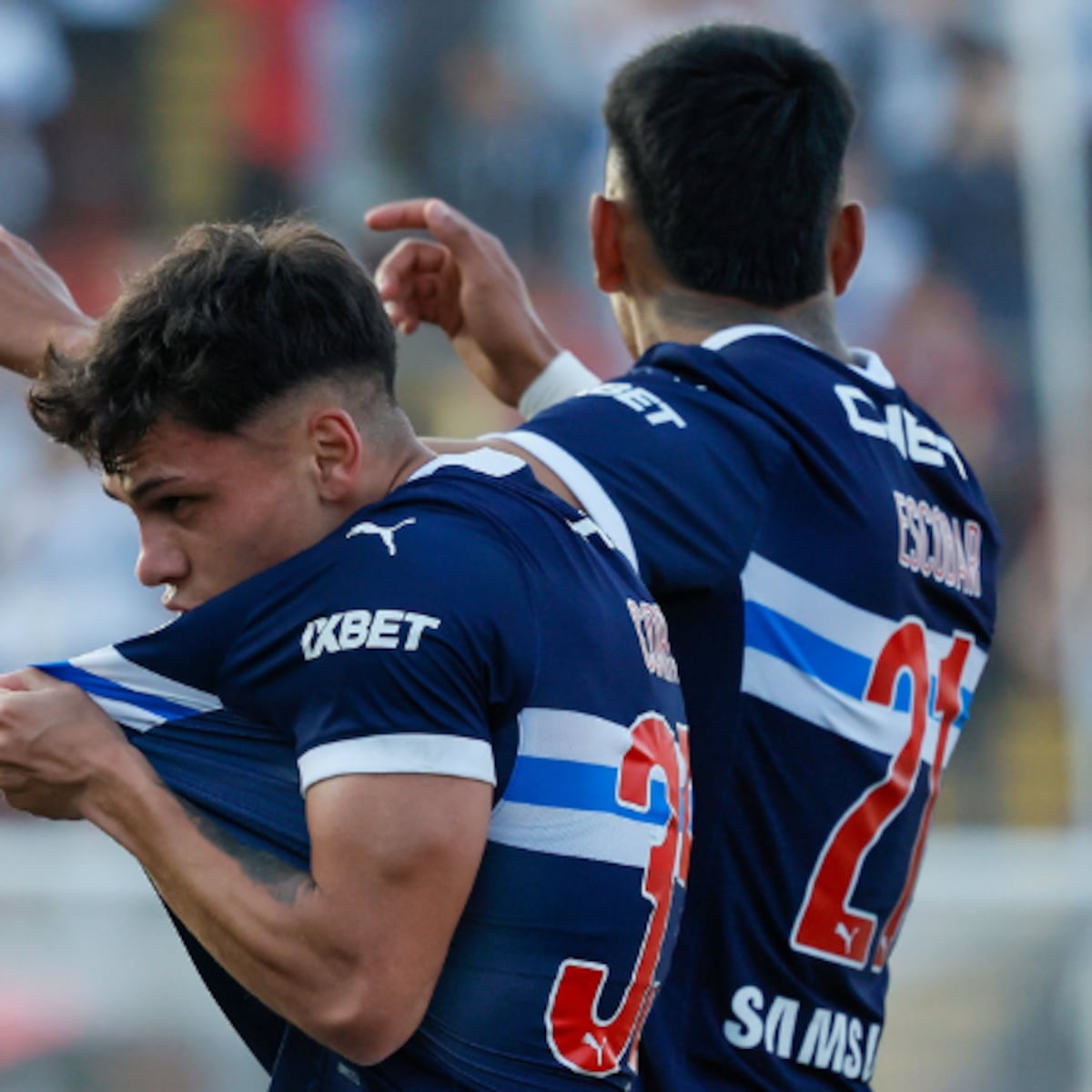 Universidad Católica vence 2-0 a Colo Colo en debut de Garnero Universidad Católica vence 2-0 a Colo Colo en debut de Garnero