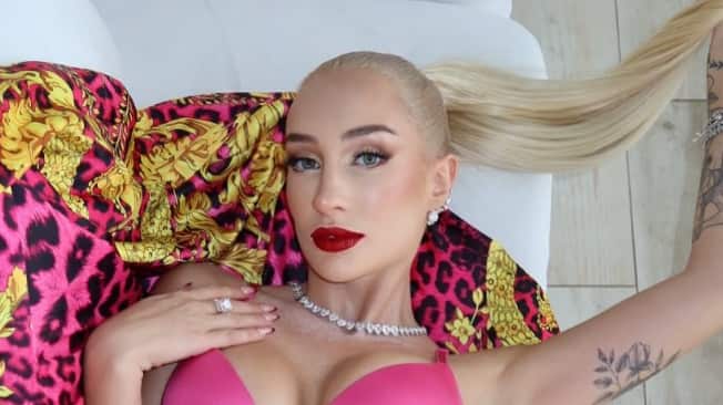 Fran Maira posa en las redes sociales.