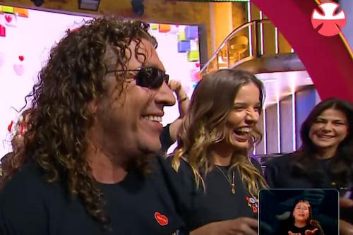 “¡24.500… Falta Leo Rey!”: Cantante explicó por qué llegó tarde a sus labores en la Teletón y agradeció la paciencia