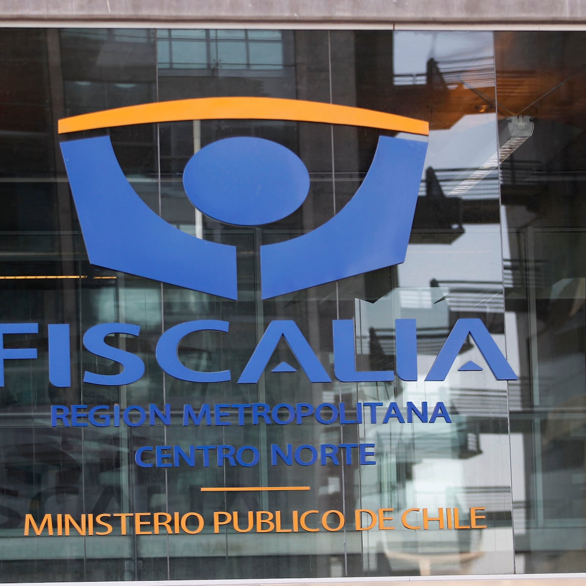 Despiden a funcionarias por revisar carpeta de caso Monsalve Despiden a funcionarias por revisar carpeta de caso Monsalve
