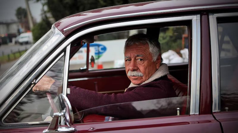 Carlos Caszely revela por qué decidió vender su auto de los años 70: “Creo que ya cumplió la etapa”