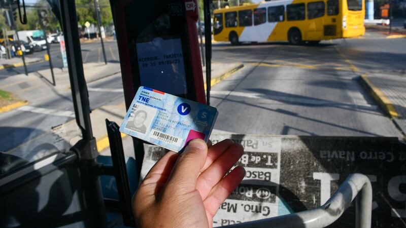 Autoridades llamaron a los estudiantes a revalidar la TNE para mantener la tarifa rebajada en el transporte público