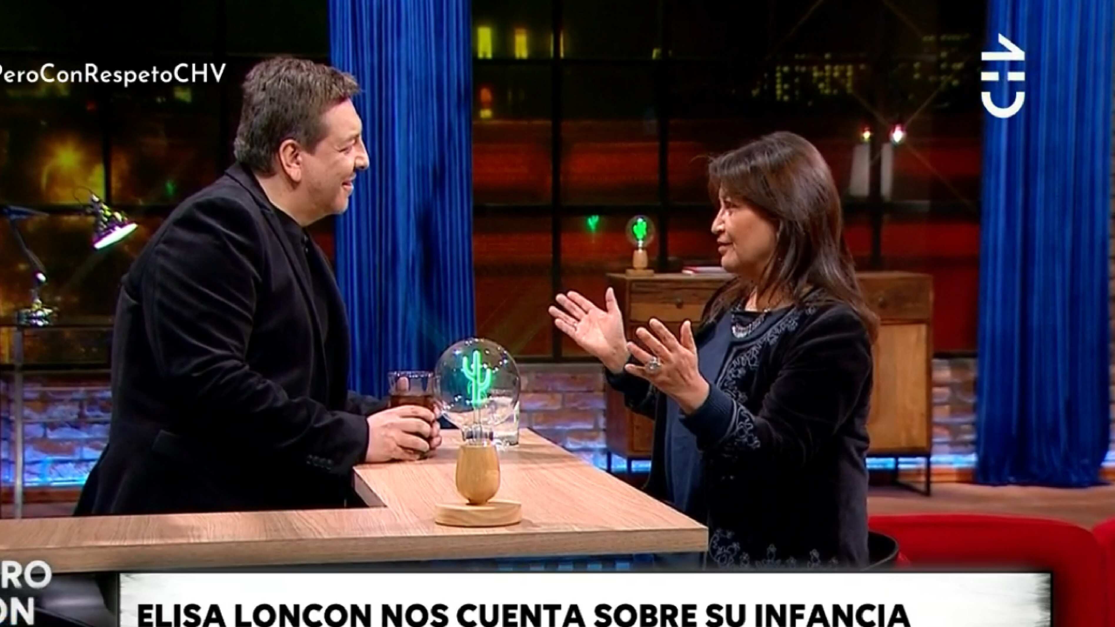 Elisa Loncon con Julio César Rodríguez.