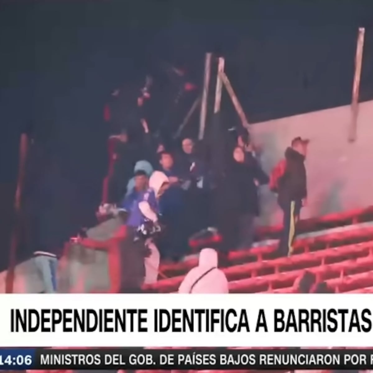 Representante chileno acusa a policía argentina de tortura en estadio de Independiente Representante chileno acusa a policía argentina de tortura en estadio de Independiente