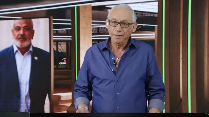 El comentarista deportivo criticó a Gareca por su viaje a Buenos AIres.