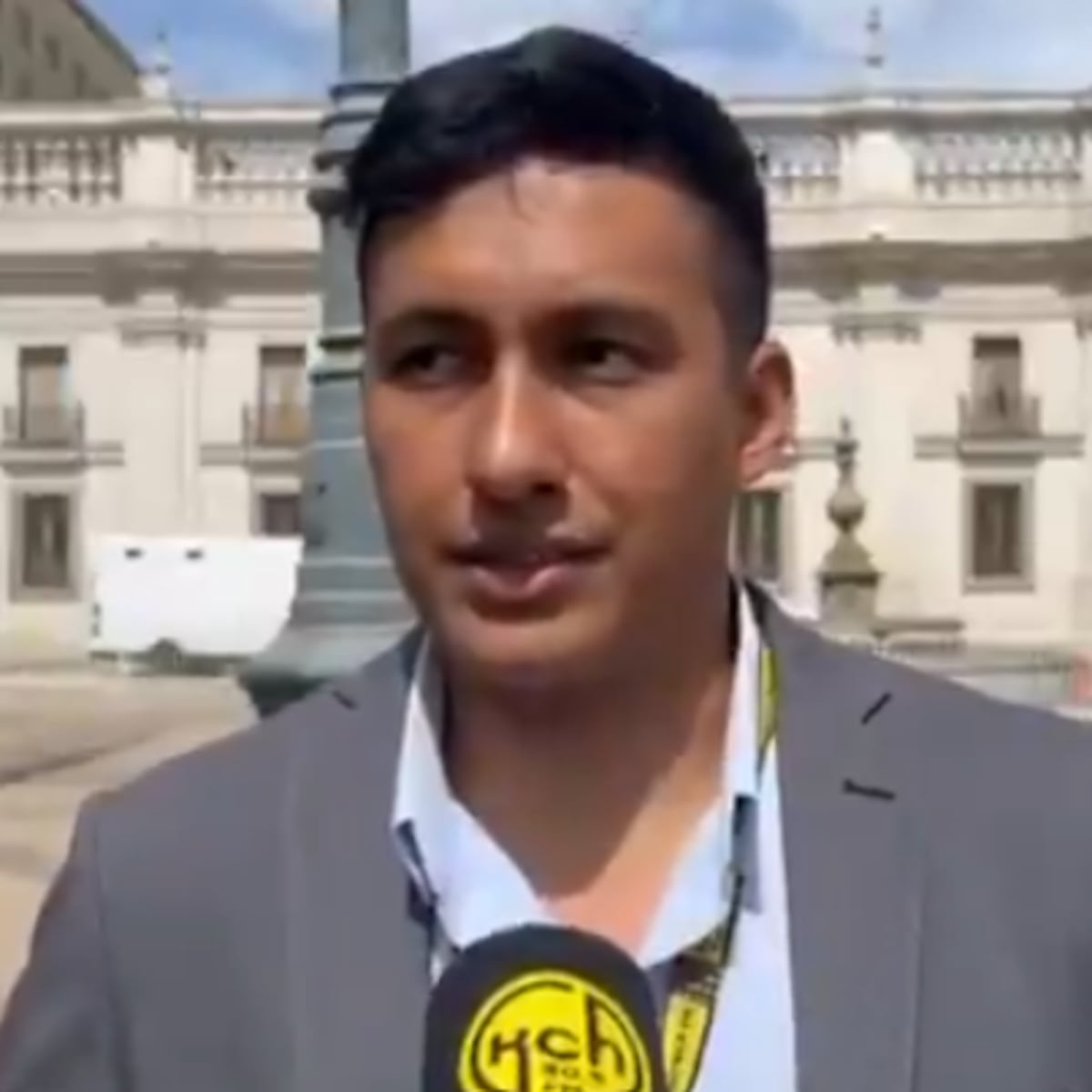 Periodista ecuatoriano robado durante transmisión previa al partido con la ‘Tri’ Periodista ecuatoriano robado durante transmisión previa al partido con la ‘Tri’