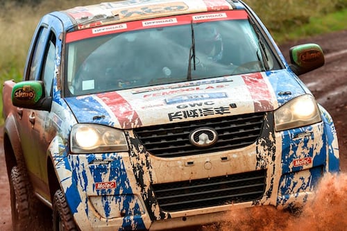 Hermanos Medina representarán a Chile en el rally más extremo de Marruecos y Argelia