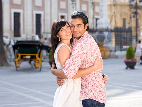¿Retroceso o nueva era? Por qué 1 de cada 3 hombres Gen Z cree que la mujer debe “obedecer” a su esposo