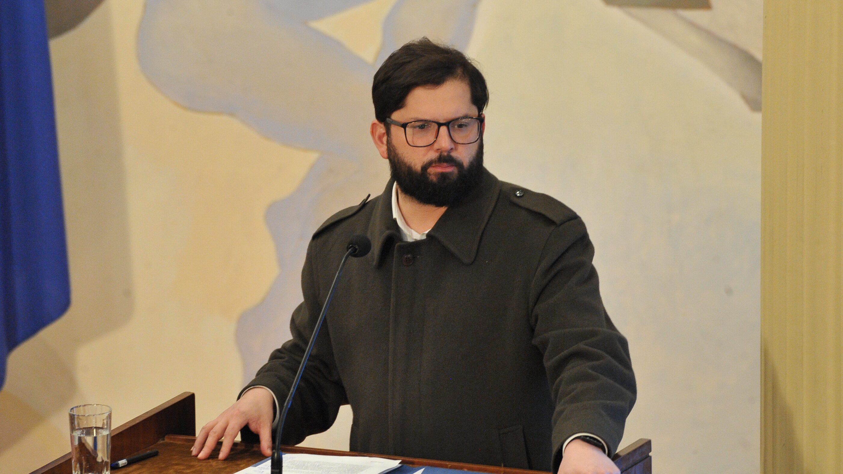 Aniversario N° 70 del Consejo de Rectoras y Rectores de las Universidades Chilenas | 19 DE AGOSTO DEL 2024 / SANTIAGO 
El Presidente de la República, Gabriel Boric Font, durante su participación de la conmemoración del aniversario N° 70 del Consejo de Rectoras y Rectores de las Universidades Chilenas (CRUCH). El acto se realizó en la casa central de la Universidad de Chile.
FOTO: VICTOR HUENANTE / AGENCIAUNO