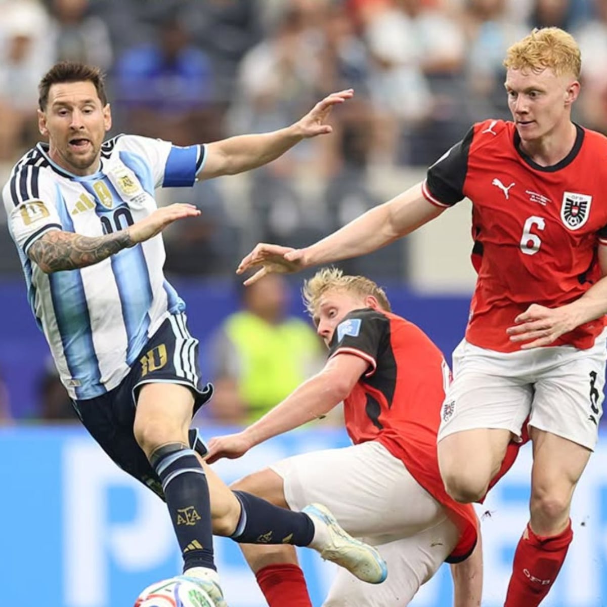 Messi hace historia con récord de 17 goles en triunfo de Argentina Messi hace historia con récord de 17 goles en triunfo de Argentina