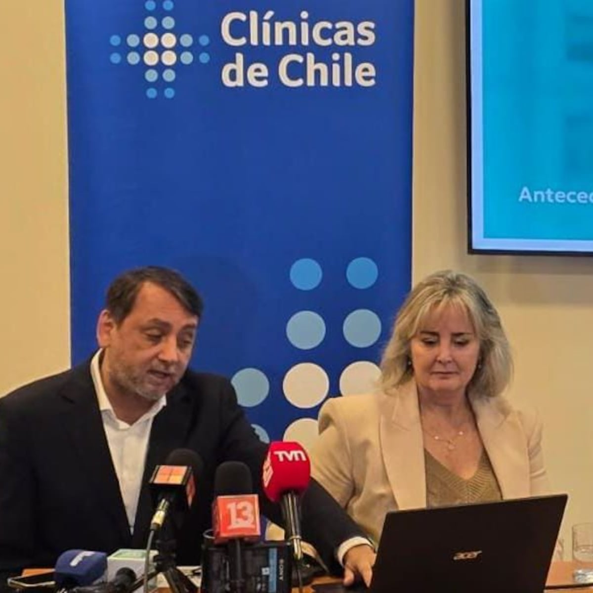 Sector privado podría reducir listas de espera en salud en Chile Sector privado podría reducir listas de espera en salud en Chile