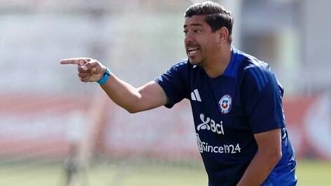 El entrenador de la selección chilena Sub 20 reconoció tras la derrota ante Colombia que el fútbol nacional está muy por debajo de otros procesos formativos de seleccionados sudamericanos.