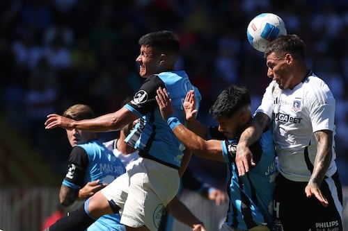 Insólito: salen a la venta entradas por $800 mil para un partido del fútbol chileno