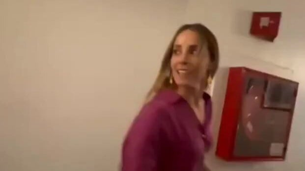 Mara Sedini recibió ola de críticas tras huir de la prensa por consulta sobre “Estado en quiebra”