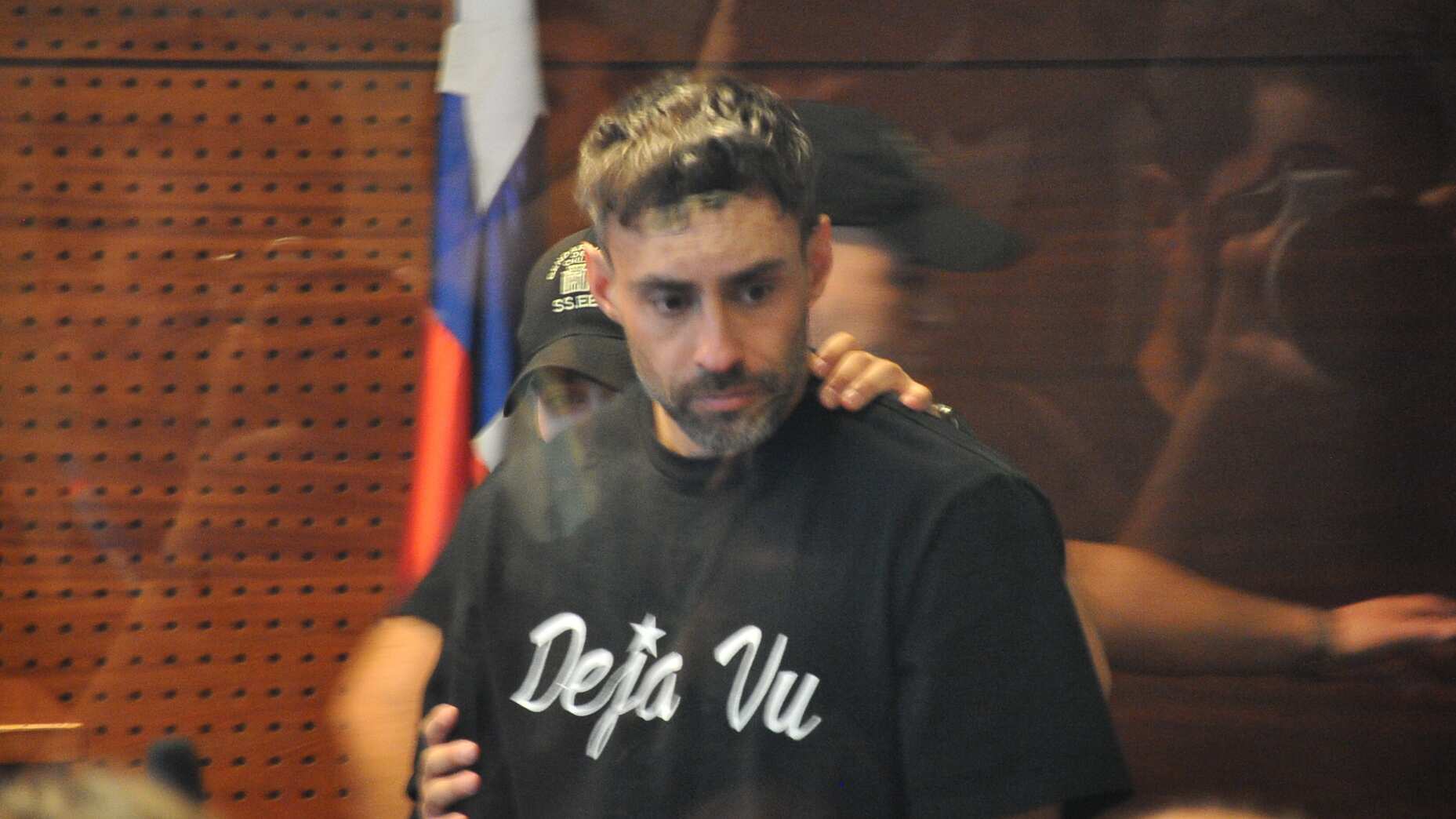 El octavo juzgado de garantía realiza la audiencia de detención y formalización del ex futbolista Jorge Valdivia por presunto delito sexual.
FOTO: VICTOR HUENANTE / AGENCIAUNO