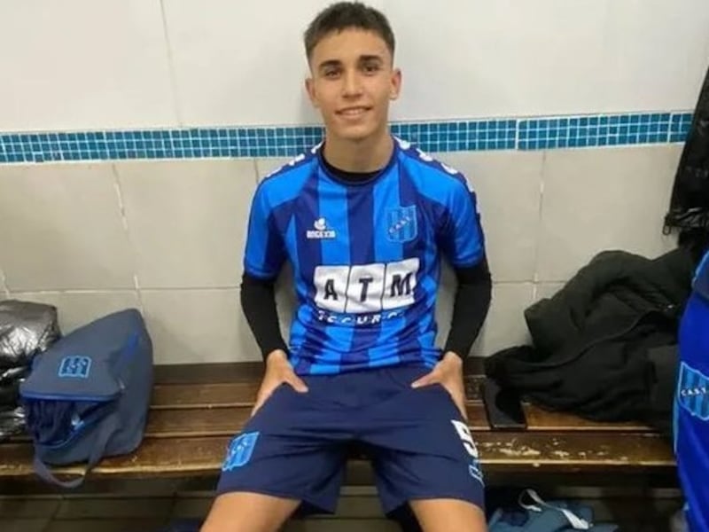 El jugador falleció a los 18 años durante una cirugía por ligamentos cruzados.