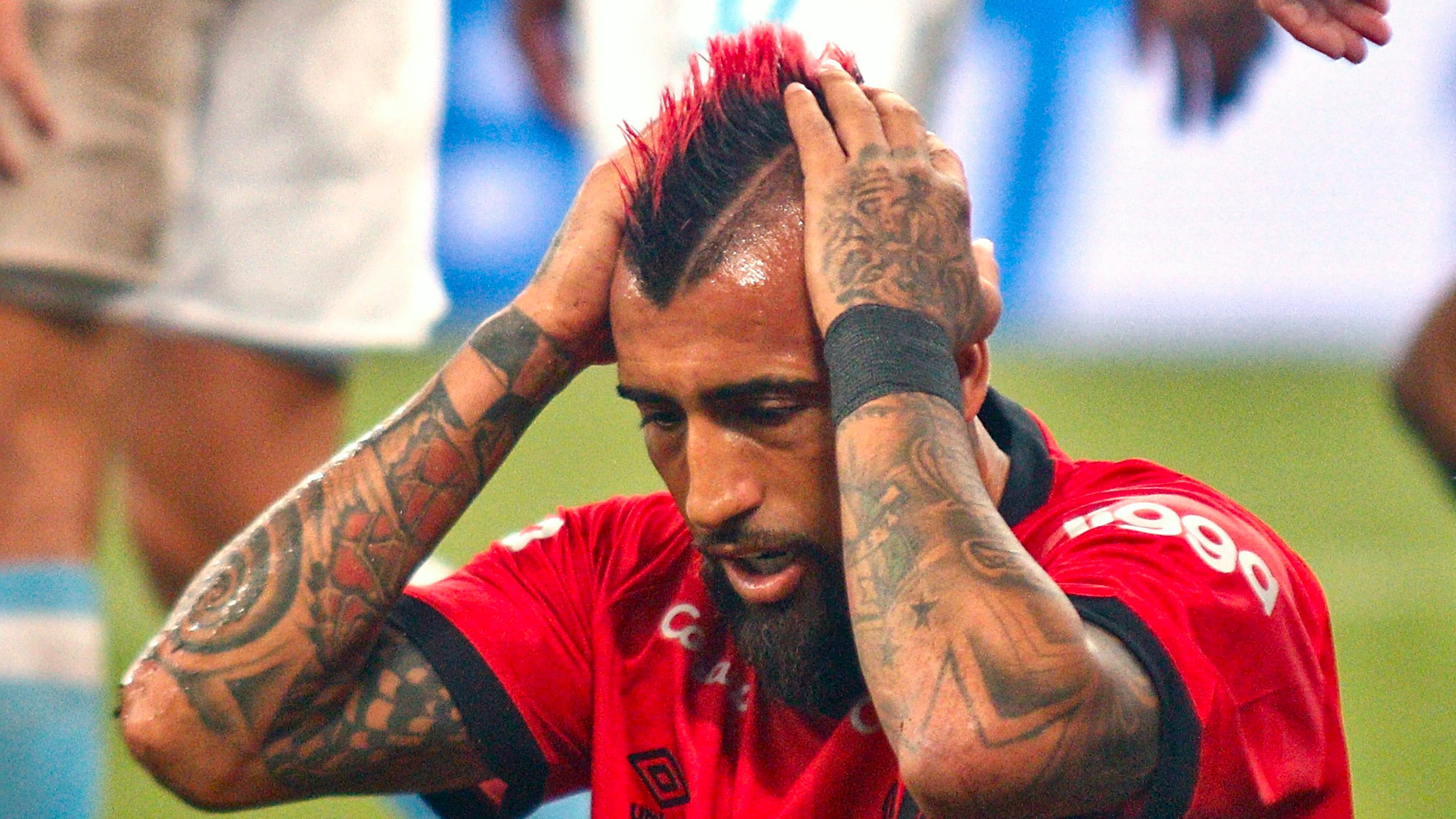 Arturo Vidal en su debut en Athletico Paranaense. / Photosport
