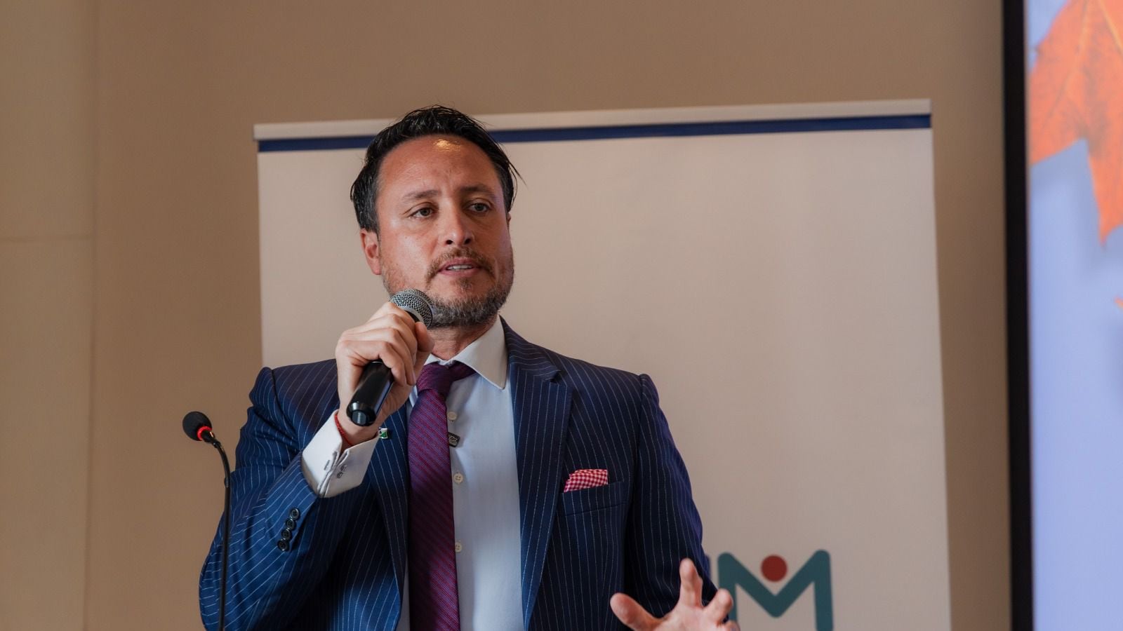 El alcalde Rodrigo Wainraihgt hizo una audaz propuesta para evitar los recortes en salud