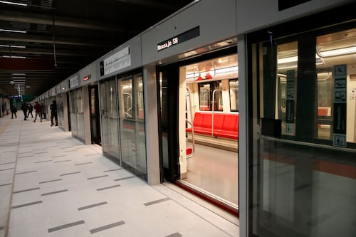 Tras alza de las tarifas: ¿Cuánto vale el pasaje de la micro y el metro en hora punta?